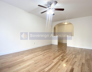 686 West 204th Street - Photo Thumbnail 2