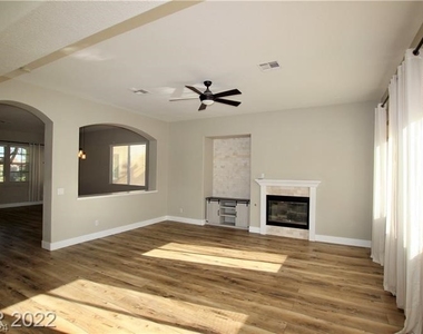 7919 Quiet Canyon Street - Photo Thumbnail 2