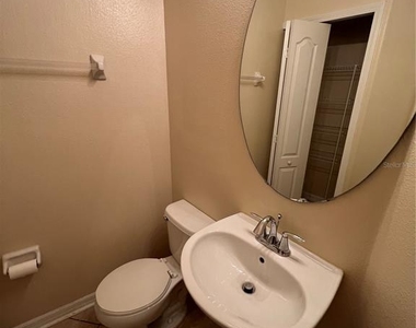 1477 Priory Circle - Photo Thumbnail 7