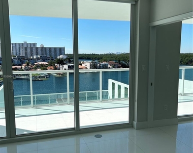 400 Sunny Isles Blvd - Photo Thumbnail 5