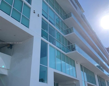 400 Sunny Isles Blvd - Photo Thumbnail 0