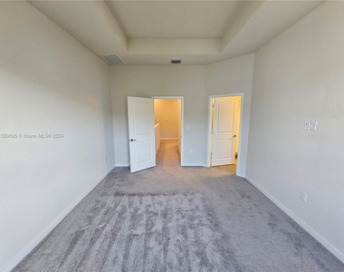 10824 Sw 232nd Ter - Photo Thumbnail 20