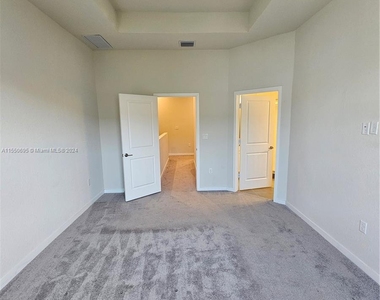 10824 Sw 232nd Ter - Photo Thumbnail 21