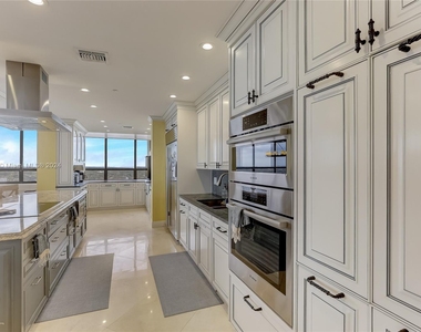 11113 Biscayne Blvd - Photo Thumbnail 3