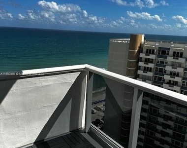 3140 S Ocean Dr - Photo Thumbnail 12