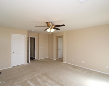 2216 E Brigadier Drive - Photo Thumbnail 26