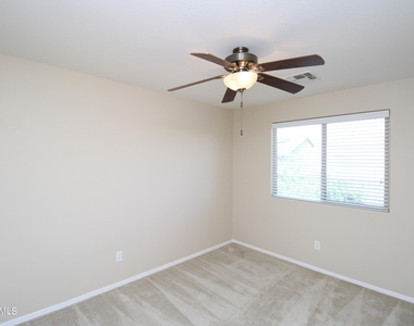 2216 E Brigadier Drive - Photo Thumbnail 24