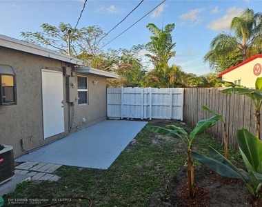 2586 Nw 58th Ave - Photo Thumbnail 6