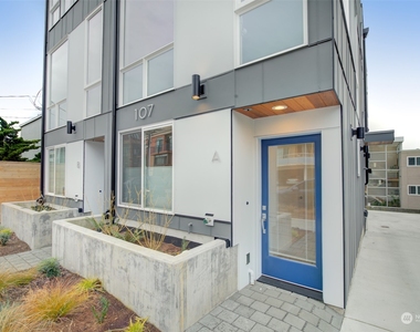 107 Aloha Street - Photo Thumbnail 1