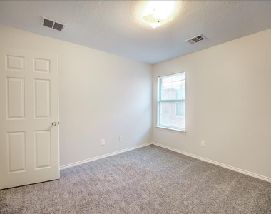 4505 Fir Drive - Photo Thumbnail 25