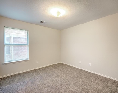 4505 Fir Drive - Photo Thumbnail 24