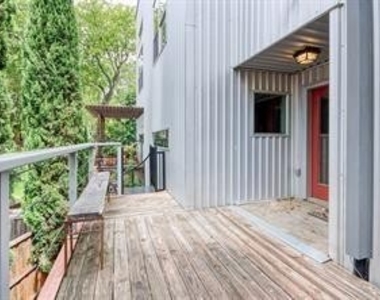 1429 Caddo Street - Photo Thumbnail 15