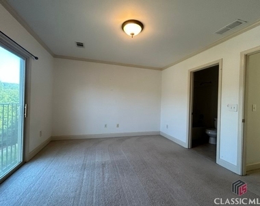 200 Rivergrove Parkway - Photo Thumbnail 6