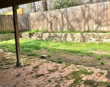 905 Isbell Road - Photo Thumbnail 22