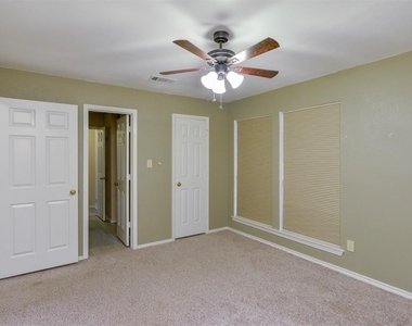 734 Marble Canyon Circle - Photo Thumbnail 13