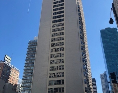 535 N Michigan Avenue - Photo Thumbnail 0