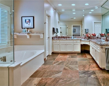 6617 Pine Valley Place - Photo Thumbnail 9