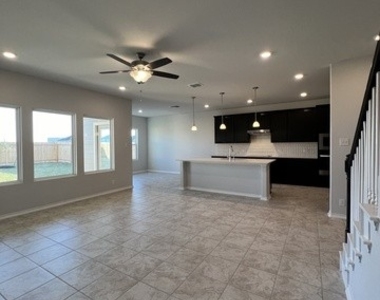 14611 Flatiron Cliff - Photo Thumbnail 9