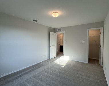 14611 Flatiron Cliff - Photo Thumbnail 38