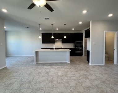 14611 Flatiron Cliff - Photo Thumbnail 21