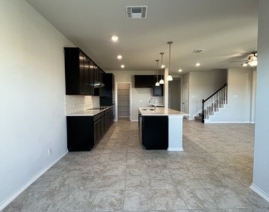 14611 Flatiron Cliff - Photo Thumbnail 15