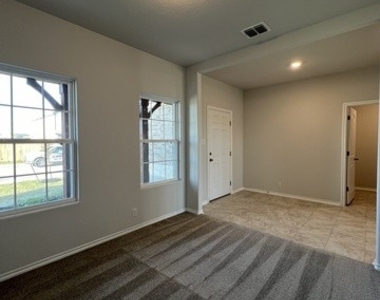 14611 Flatiron Cliff - Photo Thumbnail 5