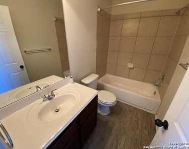 7206 Colina Way - Photo Thumbnail 22