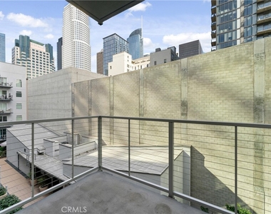 645 W 9th Street - Photo Thumbnail 20