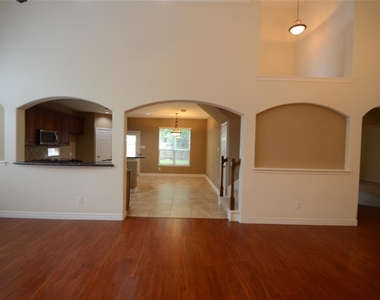 6318 Marble Hollow Lane - Photo Thumbnail 9