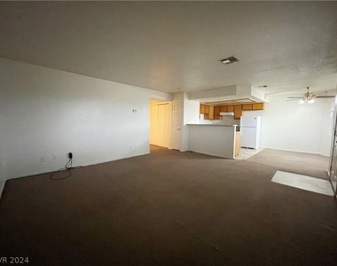 2209 James Bilbray Drive - Photo Thumbnail 10