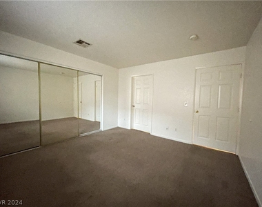 2209 James Bilbray Drive - Photo Thumbnail 6