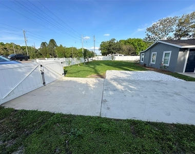 37542 Eiland Boulevard - Photo Thumbnail 3