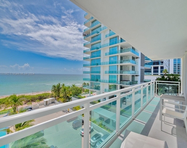 6917 Collins Ave - Photo Thumbnail 7