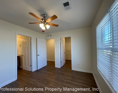 1315,137,1319,1321,1323,1325,1327 Wisteria Way - Photo Thumbnail 1