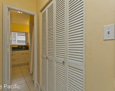 2118 Kuhio Ave #303 - Photo Thumbnail 4