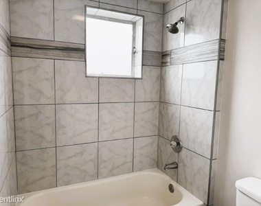 309 South Maple Street Unit B 309b - Photo Thumbnail 1