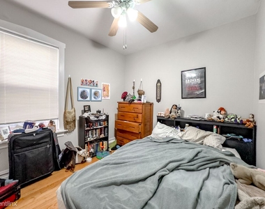 4735 N. Washtenaw, Unit 9 - Photo Thumbnail 10