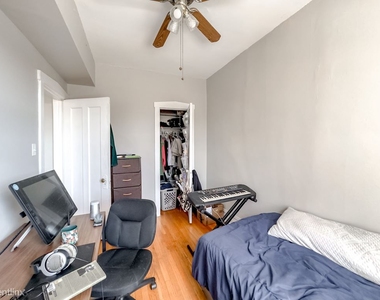 4735 N. Washtenaw, Unit 9 - Photo Thumbnail 16