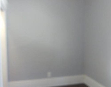 1818 Darrow Ave 1 - Photo Thumbnail 7