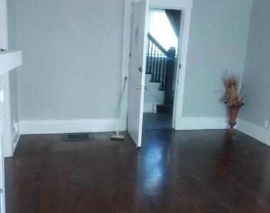 1818 Darrow Ave 1 - Photo Thumbnail 3