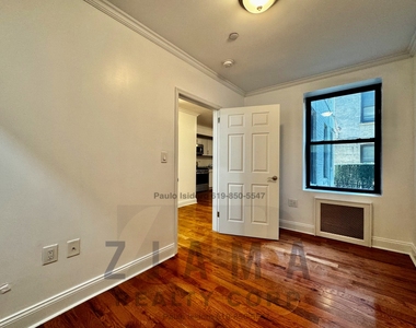 288 Maple Street - Photo Thumbnail 9