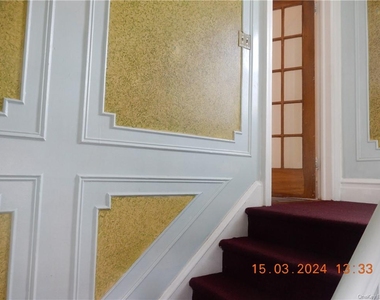 127 Vernon Avenue - Photo Thumbnail 4