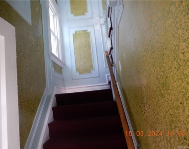 127 Vernon Avenue - Photo Thumbnail 3