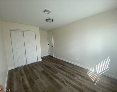 2081 S Dandelion Street - Photo Thumbnail 5