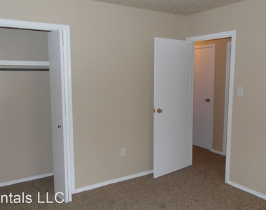 4618 Se Aberdeen Avenue - Photo Thumbnail 10