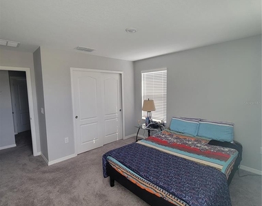 875 Overpool Avenue - Photo Thumbnail 13