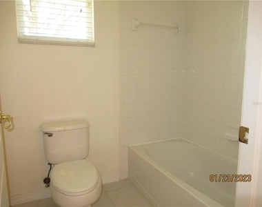 4321 Balington Drive - Photo Thumbnail 17