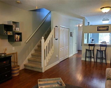 1223 Kennewick Court - Photo Thumbnail 7