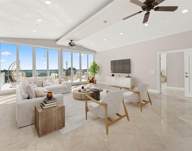 5601 Collins Ave - Photo Thumbnail 7