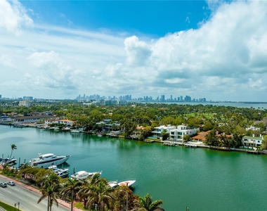 5255 Collins Ave - Photo Thumbnail 4